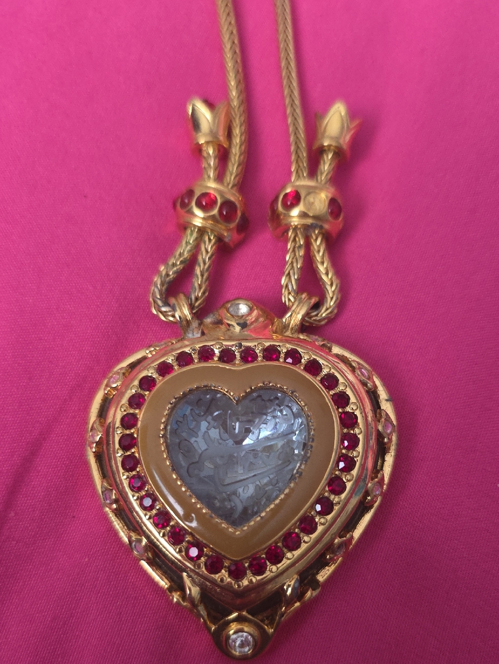 VINTAGE Avon Gold-Tone Heart Locket Necklace with Red Stones